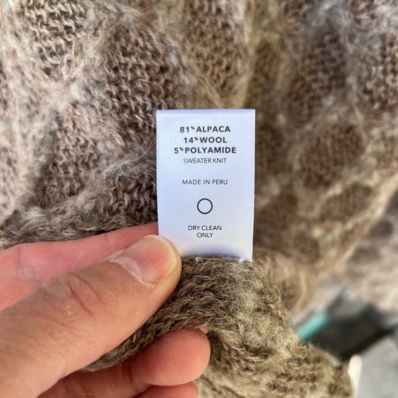 Yala Davina Alpaca Open Weave Knit Poncho Shawl NWT In Brown O/S - Picture 5 of 12